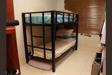 Quarto de casa para alugar com 2 quartos, 90m² em Residencial Forteville, Goiânia