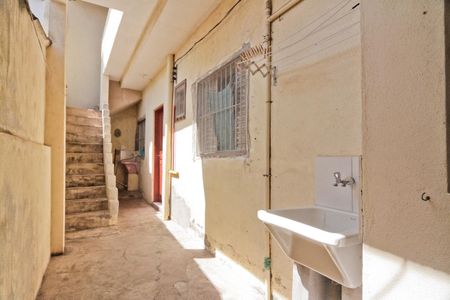 Casa para alugar com 45m², 1 quarto e sem vaga Casa para alugar com 45m², 1 quarto e sem vagaÁrea de Serviço