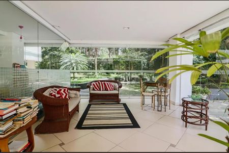 Apartamento para alugar com 53m², 2 quartos e 1 vagaHall