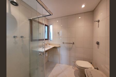 Apartamento para alugar com 96m², 3 quartos e 1 vagaBanheiro 