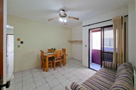 Sala de apartamento para alugar com 1 quarto, 47m² em Nova Mirim, Praia Grande