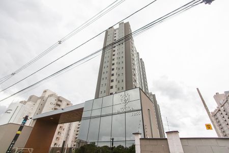 Apartamento para alugar com 50m², 2 quartos e 1 vagaFachada do Condominio