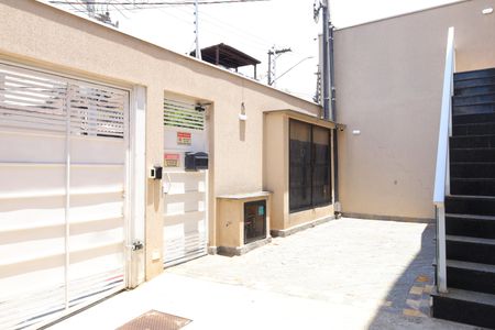 Apartamento à venda com 42m², 2 quartos e 1 vagaÁrea comum - Hall de entrada do condomínio