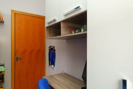Apartamento à venda com 42m², 2 quartos e 1 vagaQuarto 2