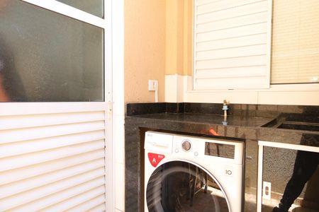 Apartamento à venda com 42m², 2 quartos e 1 vagaÁrea de Serviço