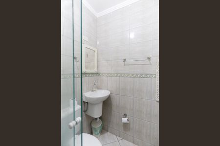 Banheiro de casa para alugar com 1 quarto, 55m² em Jardim Franca, São Paulo