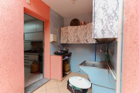 Casa para alugar com 55m², 1 quarto e sem vagaÁrea de serviço