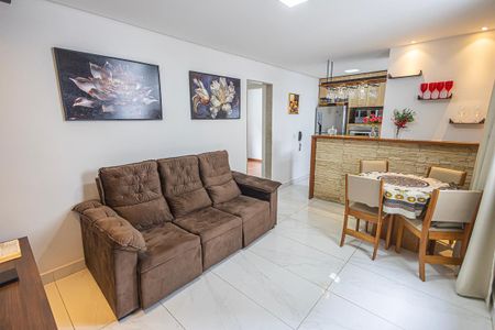 sala de apartamento para alugar com 2 quartos, 54m² em Planalto, Belo Horizonte