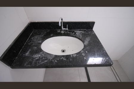 Casa para alugar com 90m², 3 quartos e 2 vagasBanheiro 