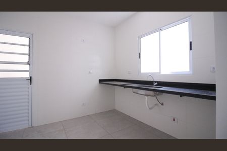 Casa para alugar com 90m², 3 quartos e 2 vagasCozinha