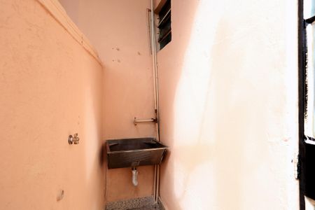 Casa para alugar com 60m², 1 quarto e sem vaga Casa para alugar com 60m², 1 quarto e sem vagaÁrea de Serviço