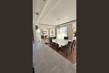 Sala de apartamento para alugar com 3 quartos, 210m² em Kobrasol, São José