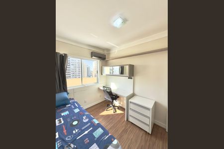 Quarto 2 de apartamento para alugar com 3 quartos, 210m² em Kobrasol, São José