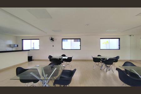 Apartamento para alugar com 44m², 2 quartos e 1 vaga