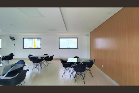 Apartamento para alugar com 44m², 2 quartos e 1 vaga