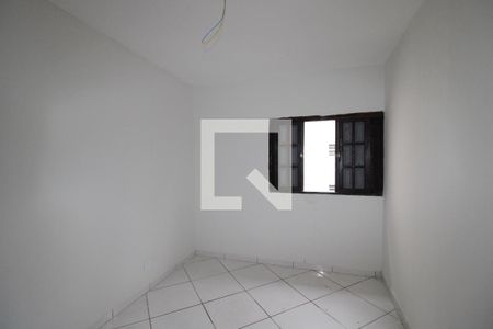 Casa à venda com 6 quartos, 347m² em Vila Dalila, São Paulo