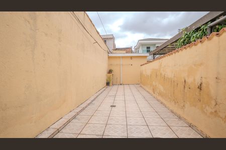 Casa para alugar com 32m², 1 quarto e 1 vagaCorredor