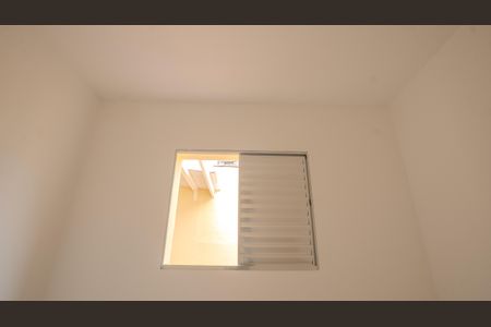 Casa para alugar com 32m², 1 quarto e 1 vagaQuarto 1