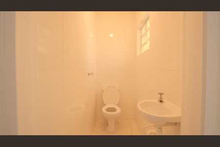 Casa para alugar com 32m², 1 quarto e 1 vagaBanheiro 