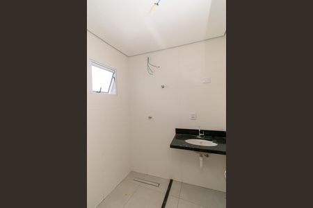 Casa à venda com 90m², 3 quartos e 2 vagas Casa à venda com 90m², 3 quartos e 2 vagasBanheiro da Suíte