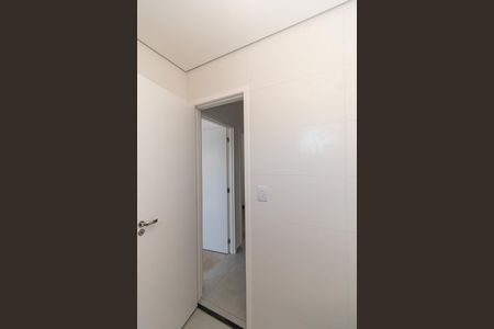 Casa à venda com 90m², 3 quartos e 2 vagas Casa à venda com 90m², 3 quartos e 2 vagasBanheiro 2