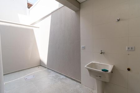 Casa à venda com 90m², 3 quartos e 2 vagas Casa à venda com 90m², 3 quartos e 2 vagasÁrea de Serviço e Quintal