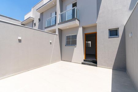 Casa à venda com 90m², 3 quartos e 2 vagas Casa à venda com 90m², 3 quartos e 2 vagasGaragem