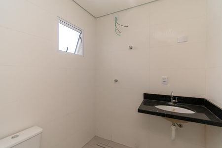 Casa à venda com 90m², 3 quartos e 2 vagas Casa à venda com 90m², 3 quartos e 2 vagasBanheiro da Suíte