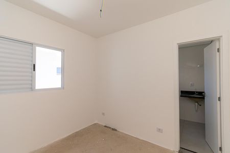 Casa à venda com 90m², 3 quartos e 2 vagas Casa à venda com 90m², 3 quartos e 2 vagasSuíte