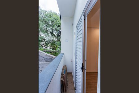 Varanda quarto de casa para alugar com 1 quarto, 48m² em Vila Santa Edwiges, São Paulo