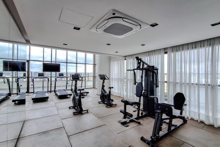 Apartamento à venda com 142m², 3 quartos e 2 vagas Apartamento à venda com 142m², 3 quartos e 2 vagasÁrea comum - Academia