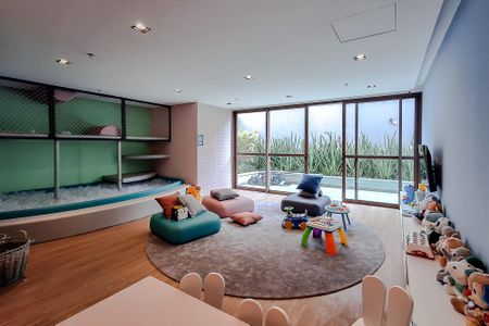 Apartamento à venda com 142m², 3 quartos e 2 vagas Apartamento à venda com 142m², 3 quartos e 2 vagasBrinquedoteca