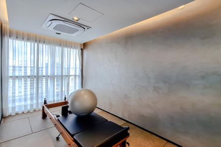 Apartamento à venda com 142m², 3 quartos e 2 vagas Apartamento à venda com 142m², 3 quartos e 2 vagasÁrea comum - Academia