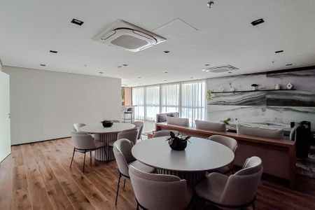 Apartamento à venda com 142m², 3 quartos e 2 vagas Apartamento à venda com 142m², 3 quartos e 2 vagasÁrea comum - Salão de festas