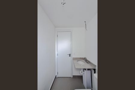 Apartamento à venda com 142m², 3 quartos e 2 vagas Apartamento à venda com 142m², 3 quartos e 2 vagasBanheiro da Suíte 2