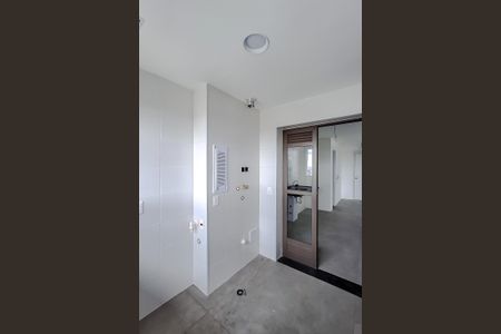 Apartamento à venda com 142m², 3 quartos e 2 vagas Apartamento à venda com 142m², 3 quartos e 2 vagasÁrea de Serviço