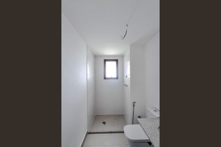 Apartamento à venda com 142m², 3 quartos e 2 vagas Apartamento à venda com 142m², 3 quartos e 2 vagasBanheiro da Suíte 3