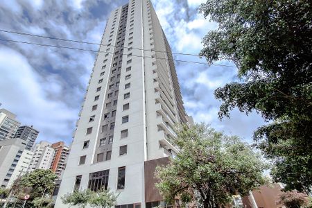 Apartamento à venda com 142m², 3 quartos e 2 vagas Apartamento à venda com 142m², 3 quartos e 2 vagasFachada