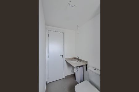 Apartamento à venda com 142m², 3 quartos e 2 vagas Apartamento à venda com 142m², 3 quartos e 2 vagasBanheiro da Suíte 2