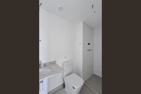 Apartamento à venda com 142m², 3 quartos e 2 vagas Apartamento à venda com 142m², 3 quartos e 2 vagasBanheiro da Suíte 1