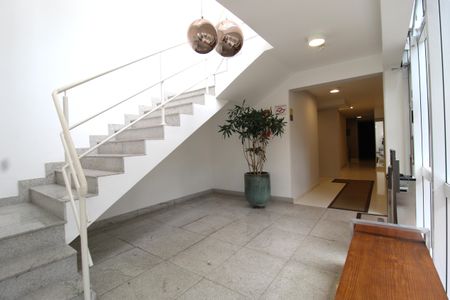 Apartamento à venda com 143m², 2 quartos e 2 vagasHall Social