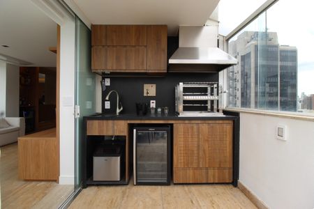 Apartamento à venda com 143m², 2 quartos e 2 vagasCobertura