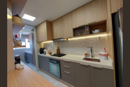 Apartamento à venda com 69m², 2 quartos e 1 vagaÁrea de serviço