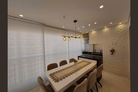 Apartamento à venda com 69m², 2 quartos e 1 vagaSala de jantar