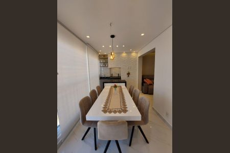 Apartamento à venda com 69m², 2 quartos e 1 vagaSala de jantar