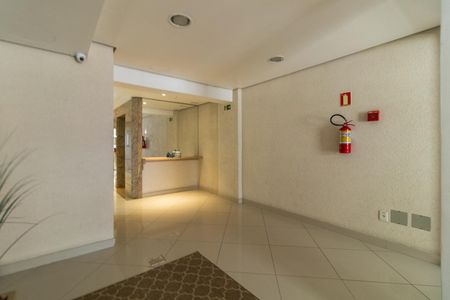 Apartamento para alugar com 44m², 1 quarto e sem vagaHall social