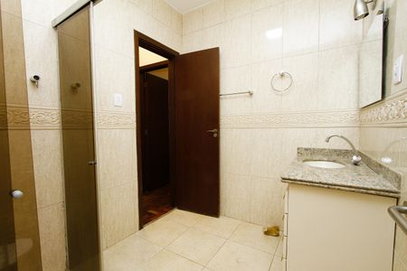 Apartamento para alugar com 75m², 2 quartos e sem vagaBanheiro Social