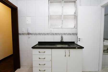 Apartamento para alugar com 75m², 2 quartos e sem vagaCozinha