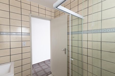 Apartamento para alugar com 55m², 2 quartos e sem vaga Apartamento para alugar com 55m², 2 quartos e sem vagaBanheiro