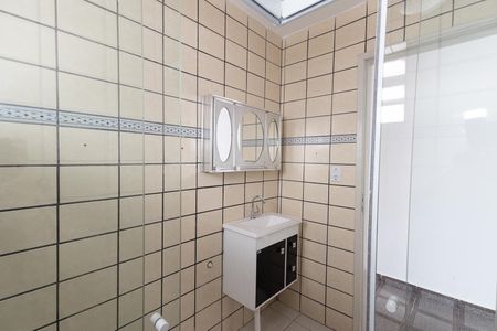 Apartamento para alugar com 55m², 2 quartos e sem vaga Apartamento para alugar com 55m², 2 quartos e sem vagaBanheiro